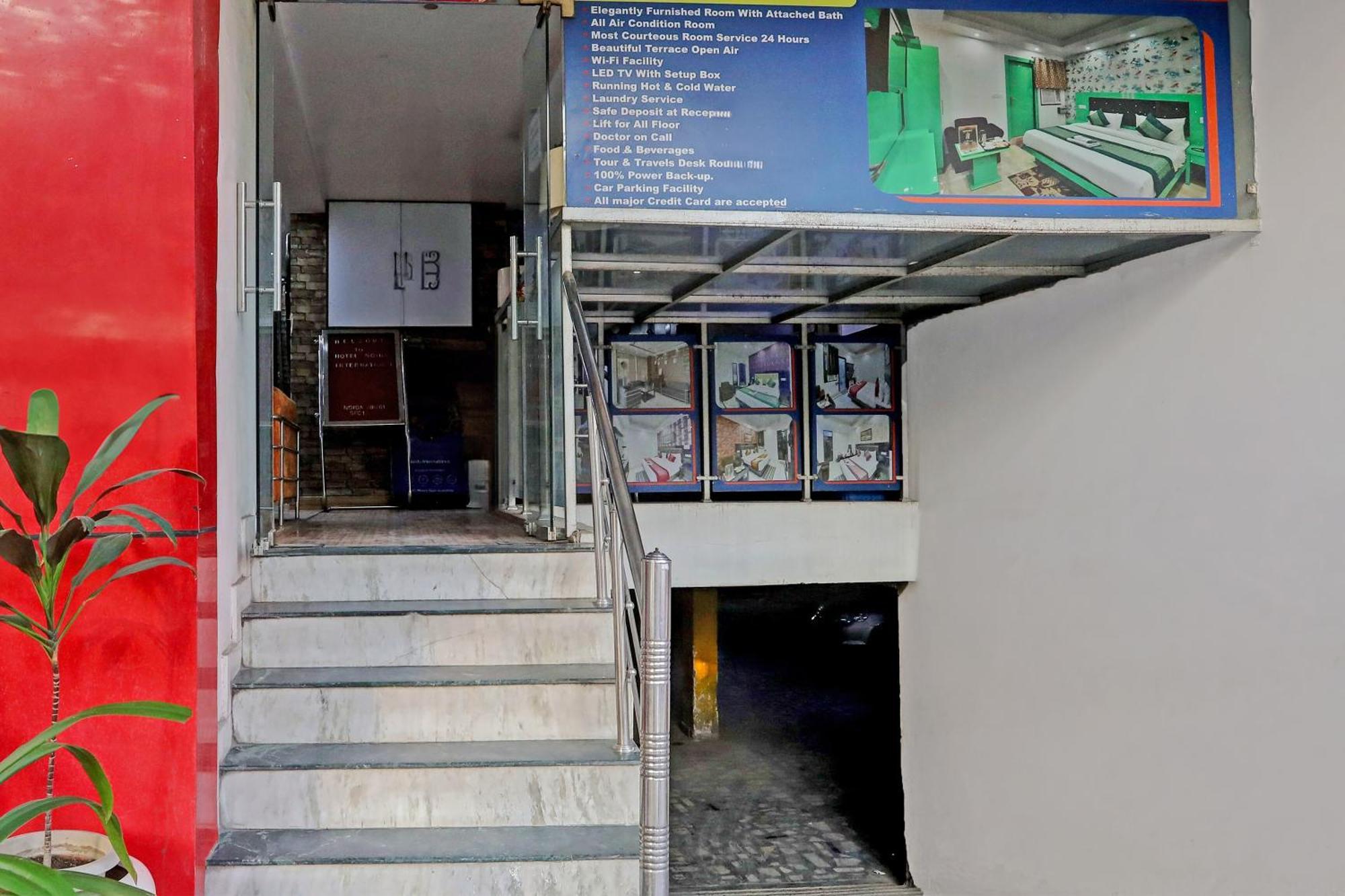 Hotel Collection O Noida Saffron Exterior foto