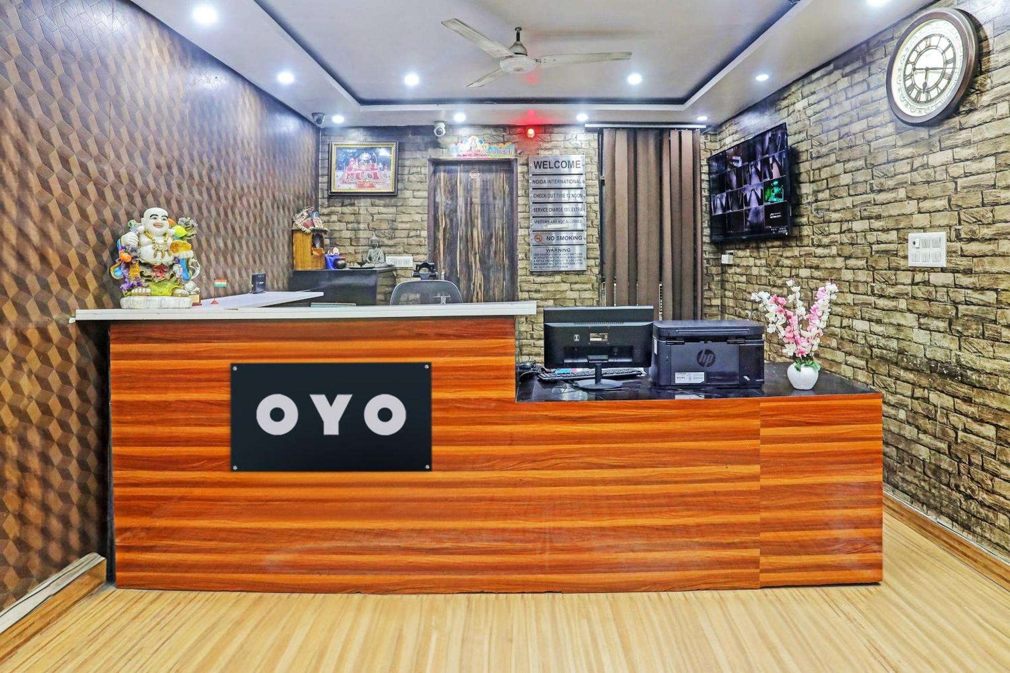 Hotel Collection O Noida Saffron Exterior foto